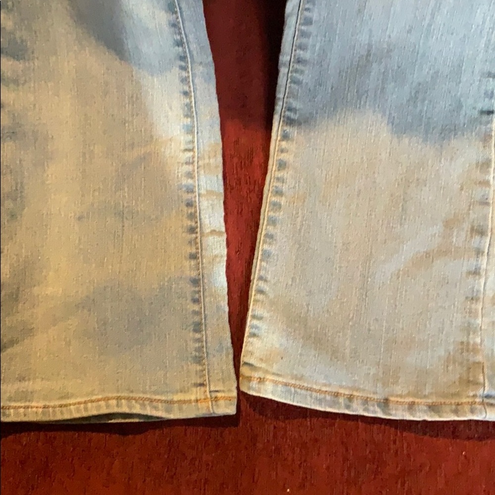 Jeans - Picture 2 of 3